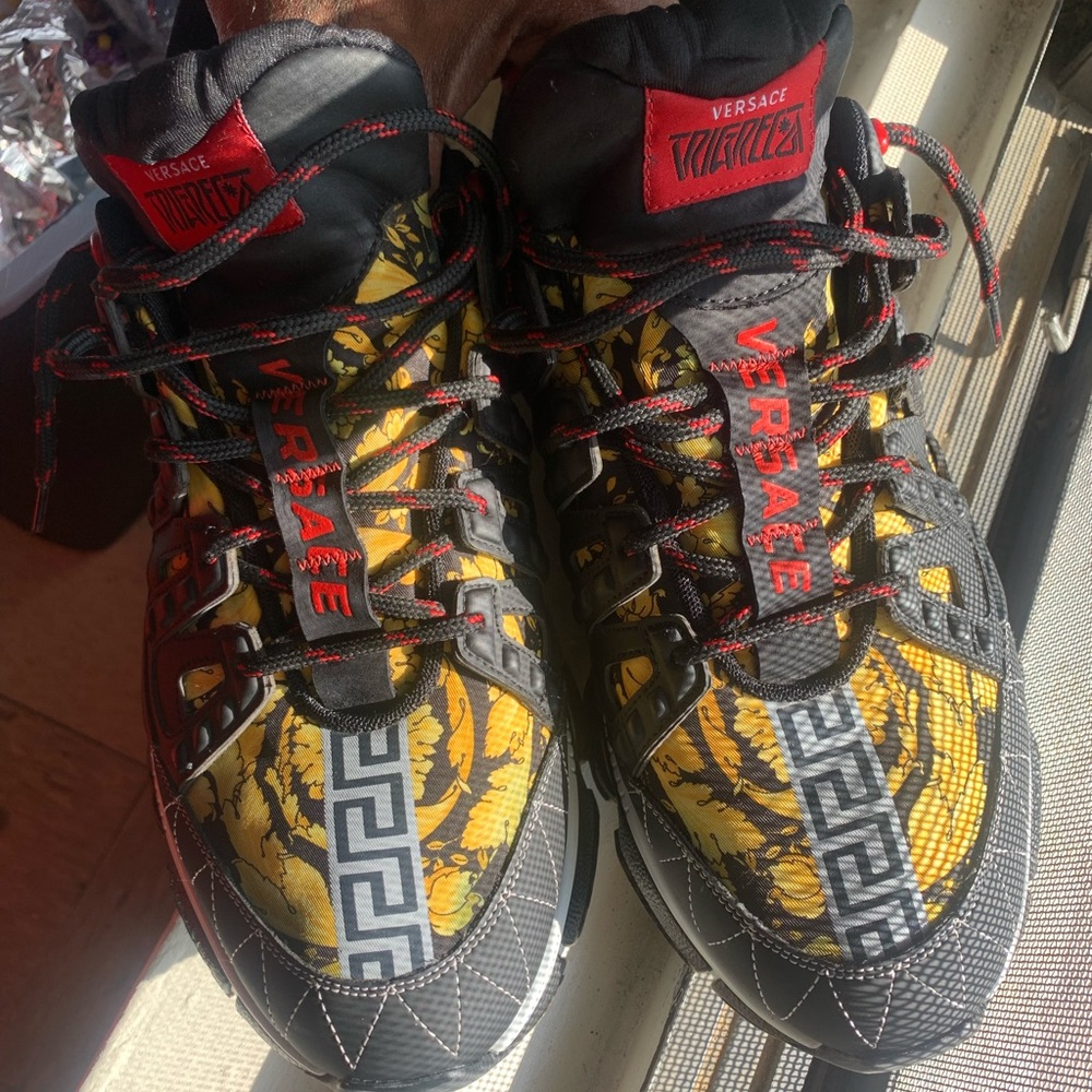 Versace Trigeca